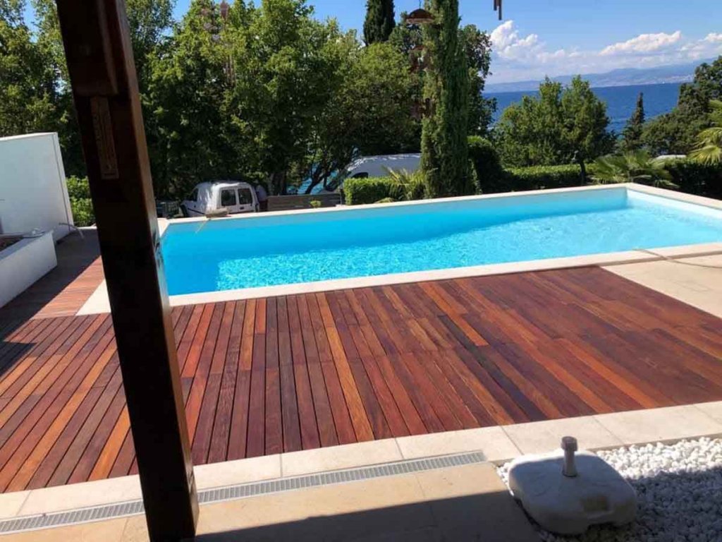 IPE Lapacho drvo decking - bazen otok Krk