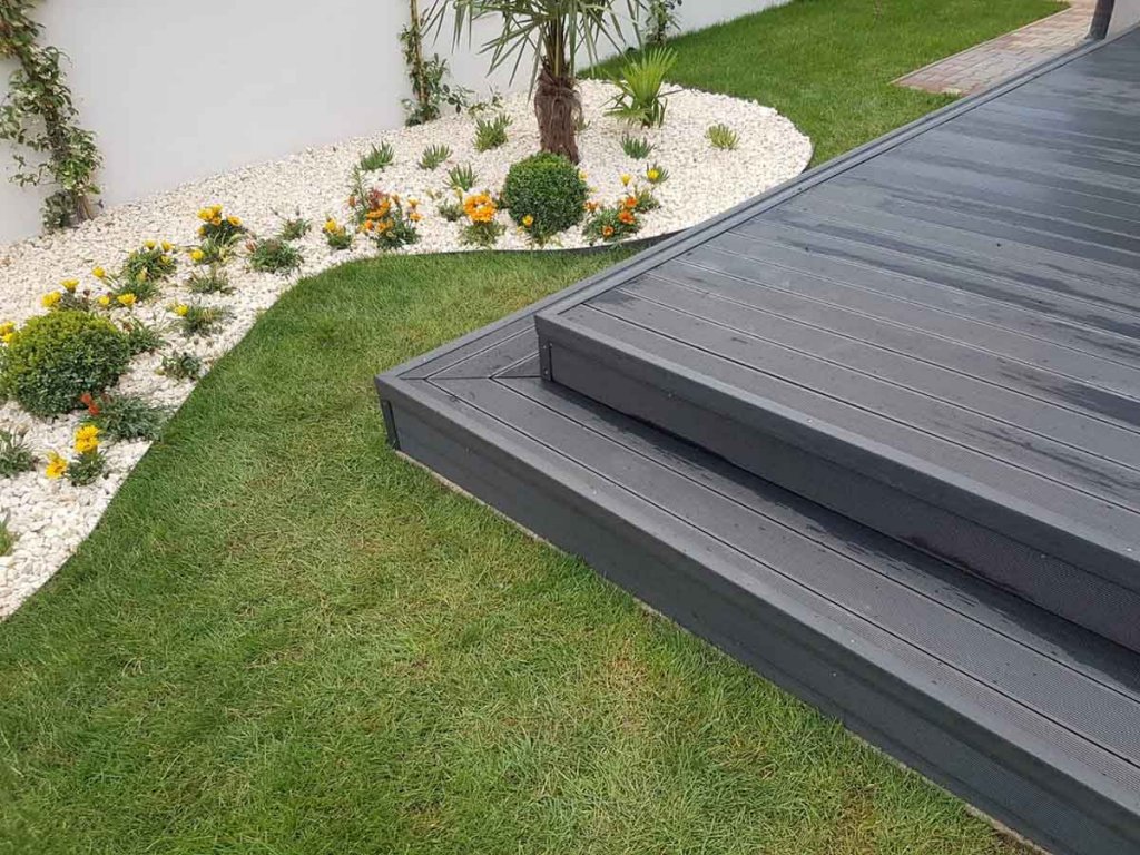 WPC Decking Select Anthracite - terasa sa stepenicama Vodice