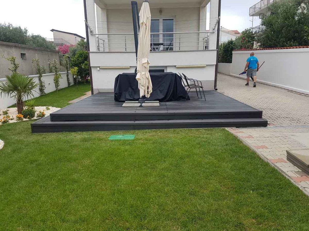 WPC Decking Select Anthracite - terasa sa stepenicama Vodice 2