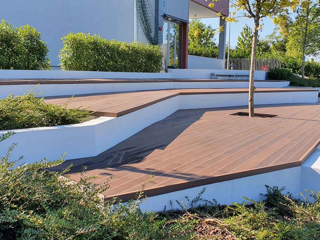 WPC Decking Select Wenge Skola Benedikta Kotruljevica 2